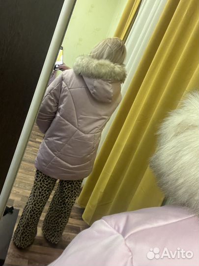 Пуховик женский 42