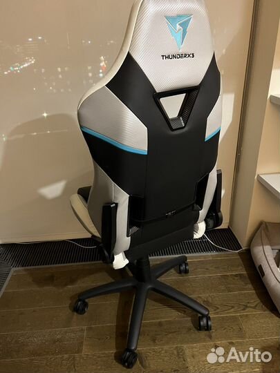 Игровое кресло Thunderx3 TC5