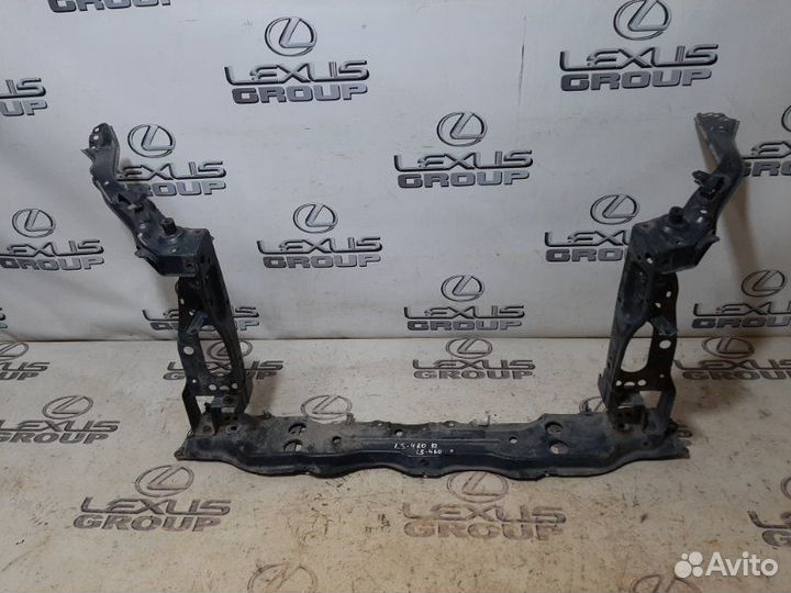 Панель передняя перед. Lexus LS460