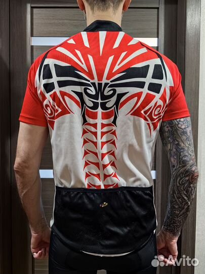 Велосипедная футболка