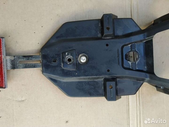 Держатель номера Триумф тагер эксплорер