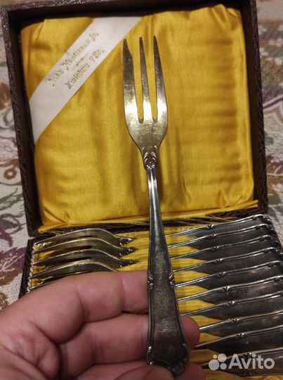 Набор антикварных серебряных вилочек. Германия