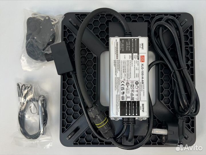 Светильник для растений с диодами Samsung 100 ватт