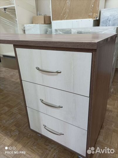 Стол с тумбами