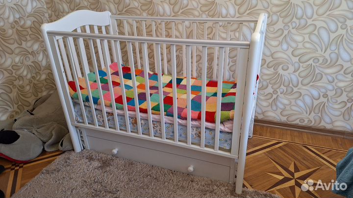 Кроватка детская с маятником Гандылян Ванечка