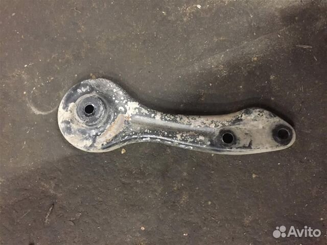 Тяга реактивная BMW 3-серия E90/E91 2005