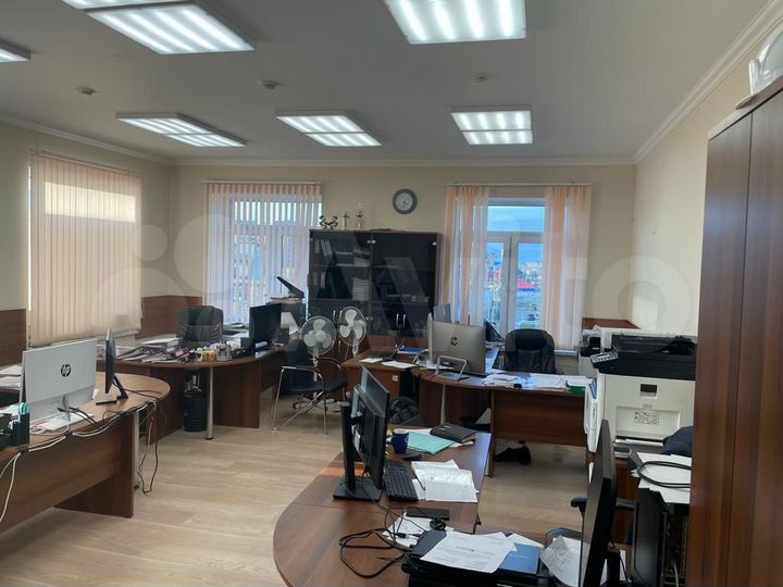 Офис, 237.7 м²