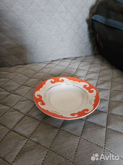 Глубокие суповые тарелки