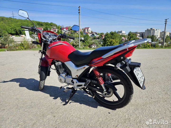 Honda CB125E