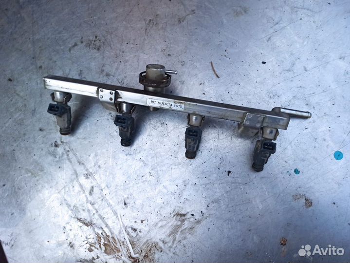 Рампа с форсунками Geely MK