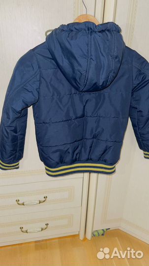 Демисезонная куртка 122