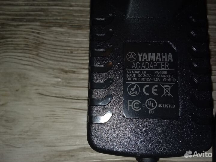 Блок питания Yamaha PA-150B (12V 1500mA)