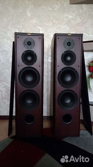 Акустические колонки jamo classic 10