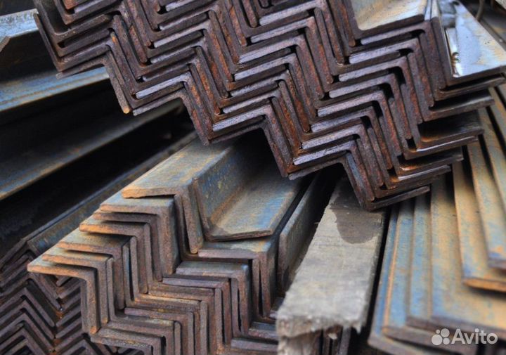 Уголок металлический