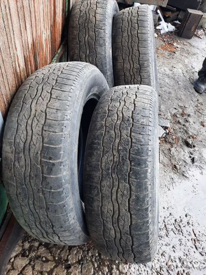 Bridgestone Dueler H/T 687 225/65 R17 101