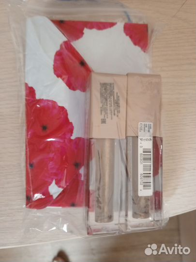 Блеск для губ Meibelinn lifter gloss