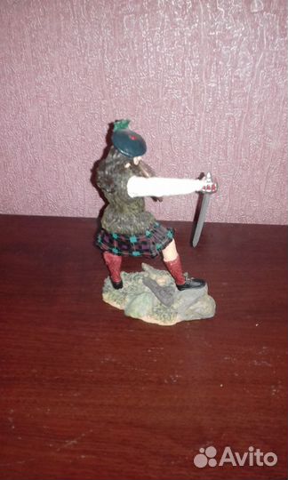 Фигурка шотландского воина от Sculptures uk