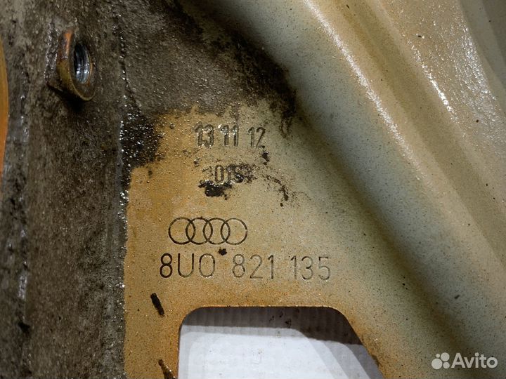 Кронштейн крыла переднего левого Audi Q3 8U