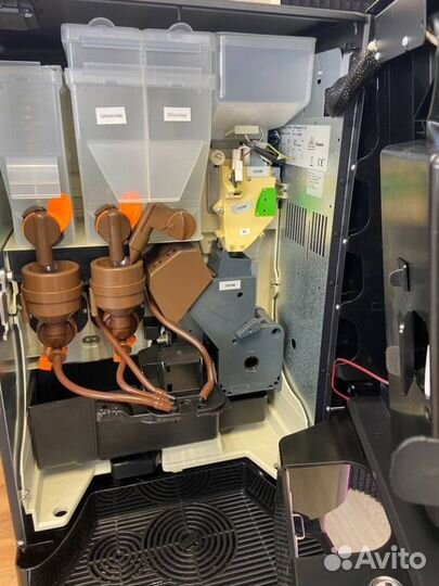 Кофейня самообслуживания Saeco Phedra бу после то