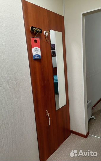 Вешалка в прихожую