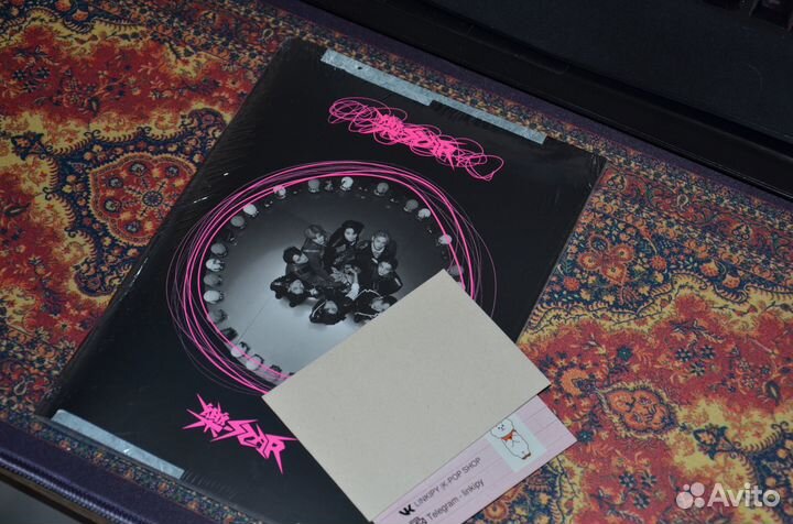 Альбом Stray Kids - rock star, Roll ver, с предзак