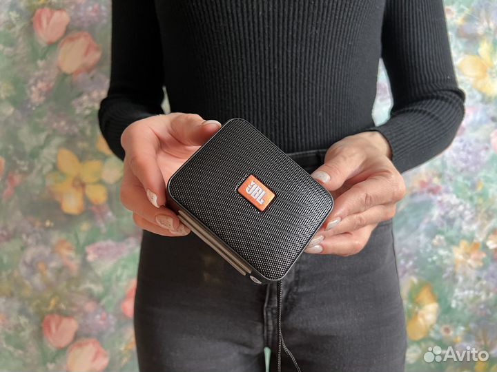 Блютуз колонка JBL