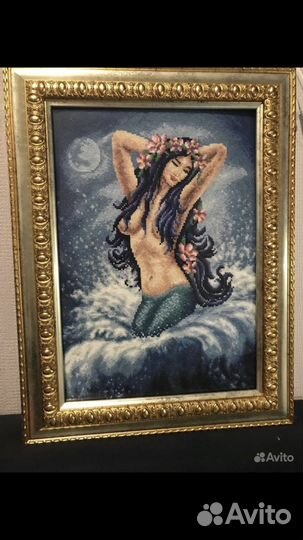 Вышитая картина «Сирень» и «В морской пене»