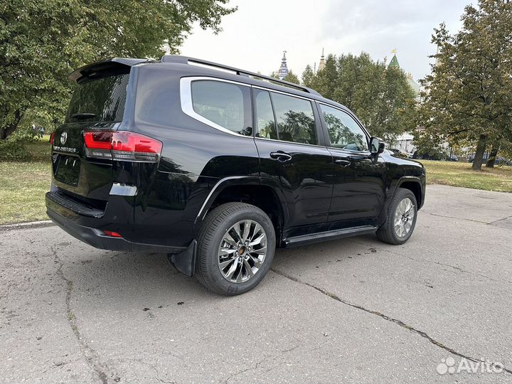 Toyota Land Cruiser 3.5 AT, 2024, 8 км