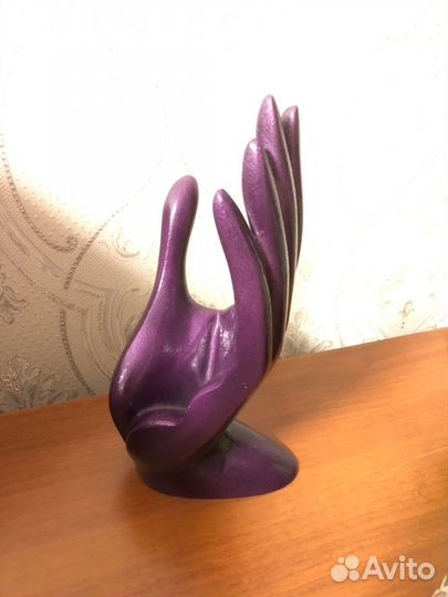 Статуэтка кисть