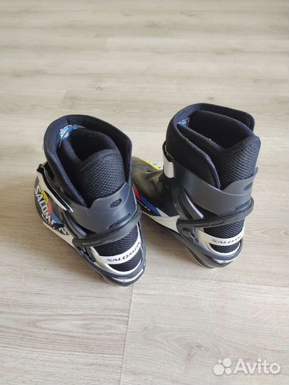 Комплект беговых лыж, палок и ботинок Salomon