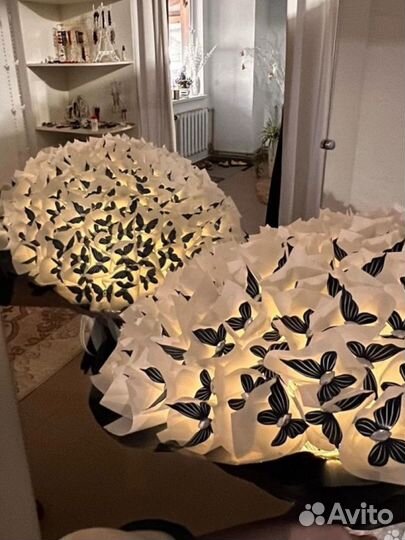 Светящийся букет из бабочек