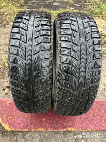 Kumho I'Zen KW22 215/65 R16 98T
