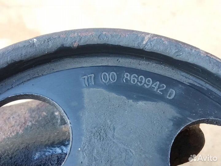 Насос гур Renault Kangoo Clio Symbol E7J