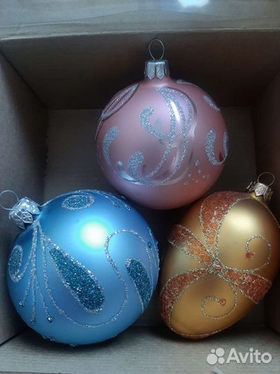 Комплект стеклянных елочных украшений