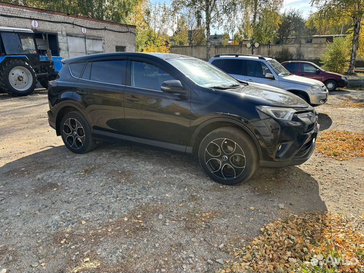 Toyota RAV4 2.0 CVT, 2017, 140 500 км