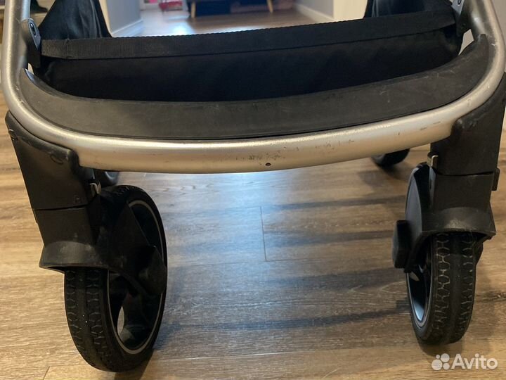 Коляска детская Moon Resea 2 в 1