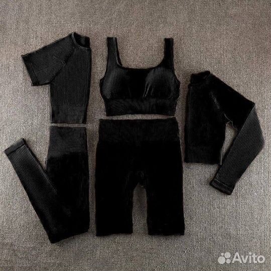 Спортивный костюм