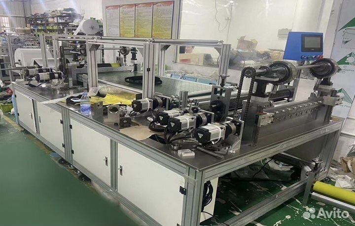 Станок для изготовления впитывающих пеленок