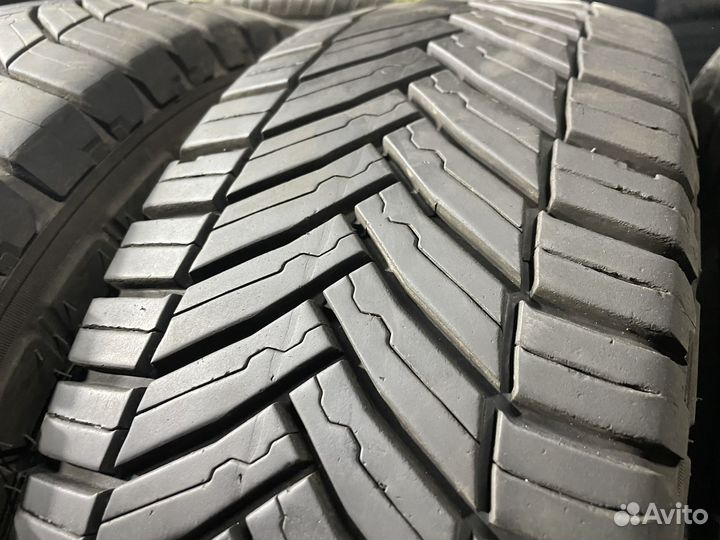 Michelin Agilis CrossClimate 215/65 R17 109T