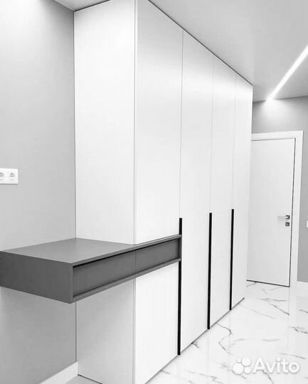 Встроенный шкаф