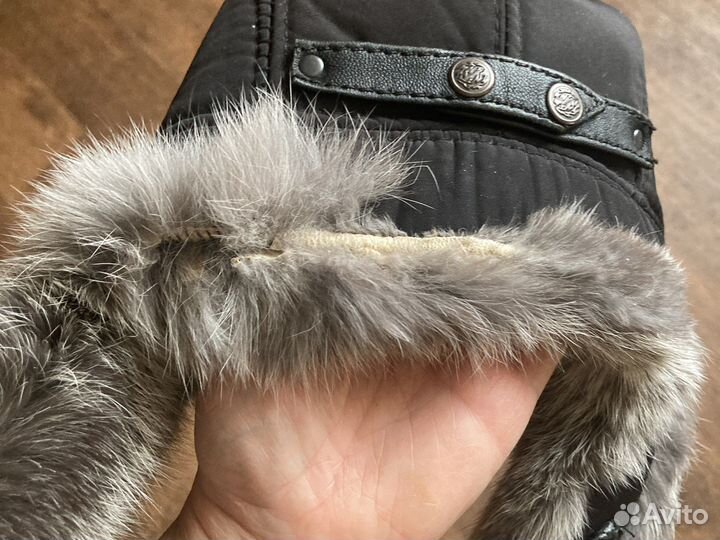 Отдам зимнюю шапку на подростка