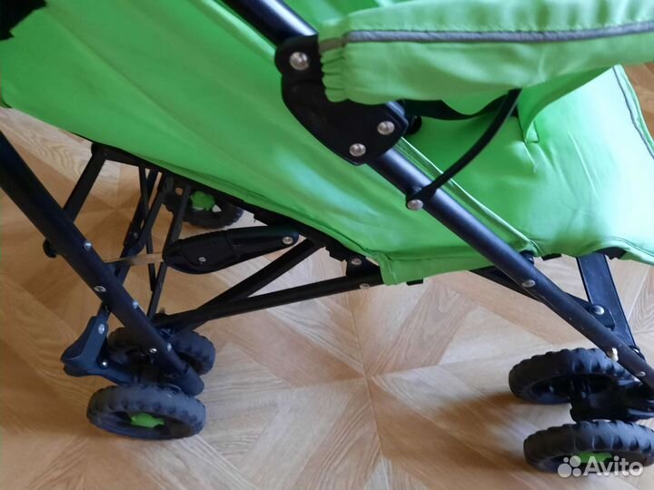 Коляска прогулочная б.у gloria