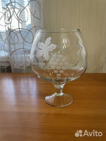 Ваза в виде бокала