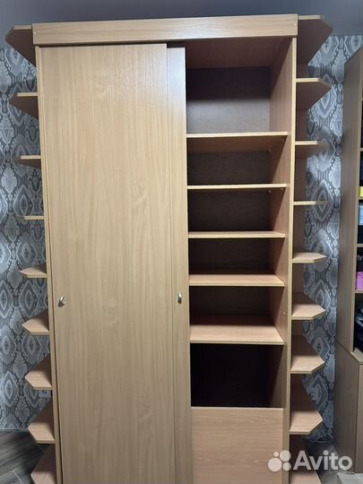 Шкаф платяной бу