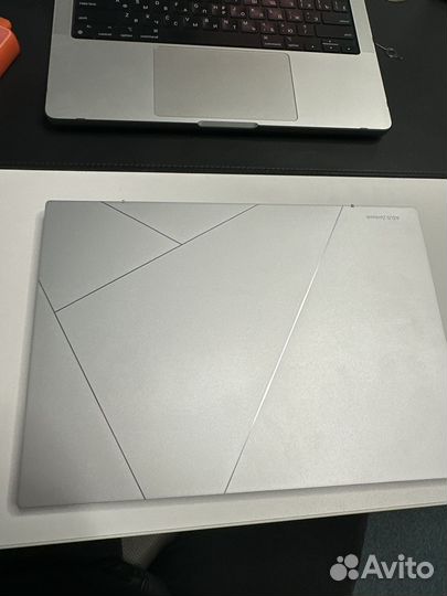 Asus Zenbook 14