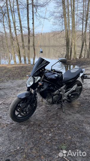 Suzuki Gladius 400