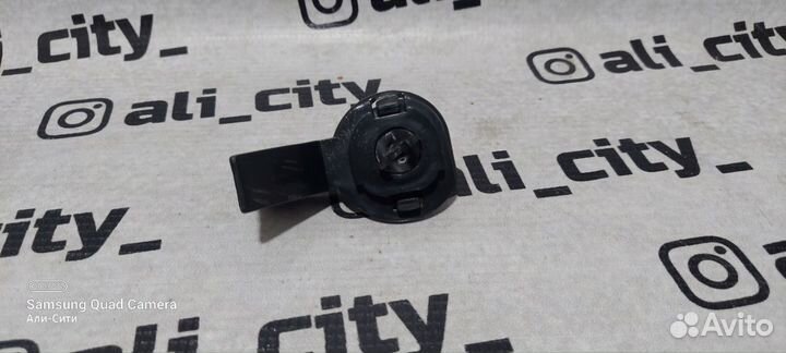 Шарнир замка капота форд 2 Sat