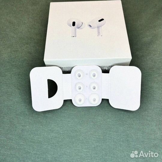 AirPods Pro 2: Звук, который поднимает