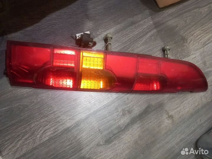 Фонарь задний левый Renault Kangoo