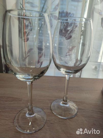 Бокалы для вина большие